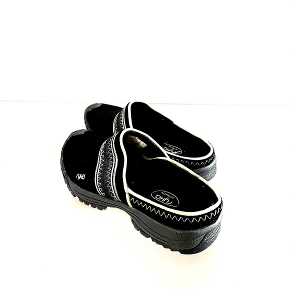 RYKA SLIP ON’S - Picture 6 of 13